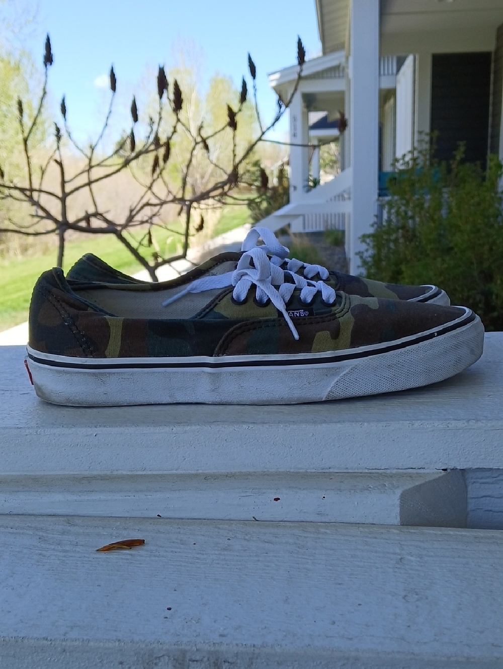 Vans Camo Canvas Low-Top Sneakers - Green, Brown, Black - Picture 3 of 5